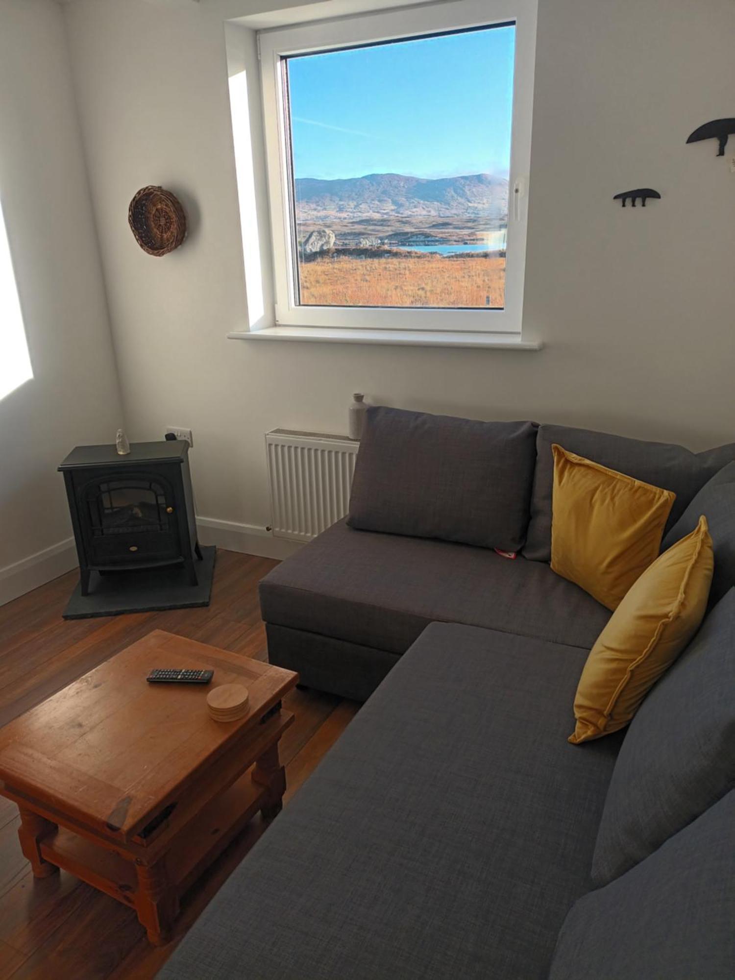 Connemara Lake View Apartment Camus Eighter Eksteriør bilde