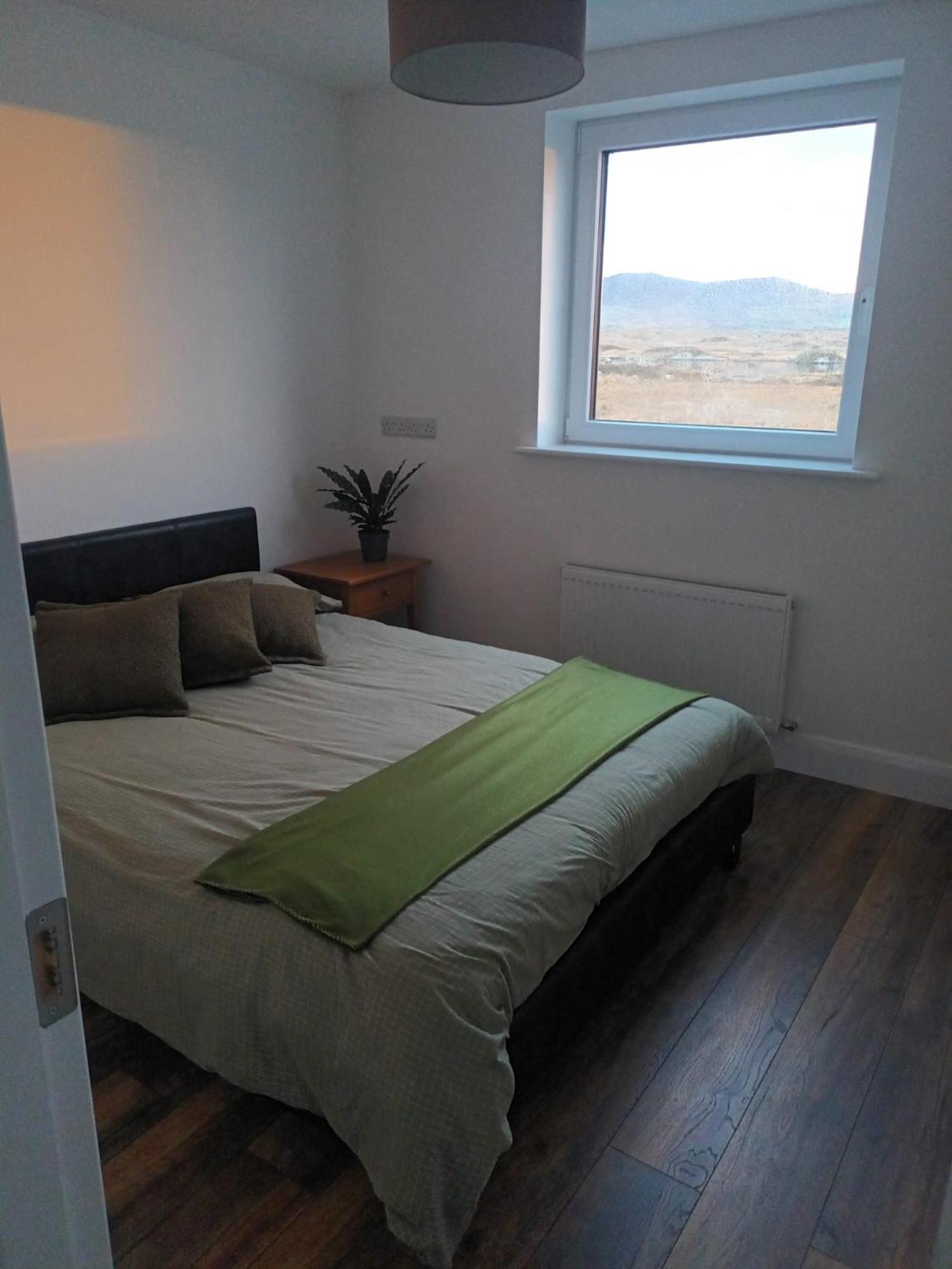 Connemara Lake View Apartment Camus Eighter Eksteriør bilde